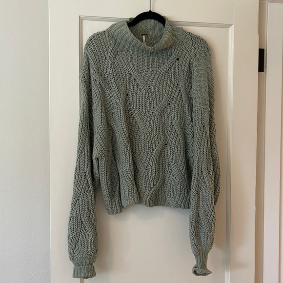 Free People knit sweater - Picture 1 of 4